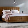 Boxspring Jade Verstelbaar Met Gestoffeerd Matras -Karlsson Winkel Boxspring Jade verstelbaar met gestoffeerd matras cognac