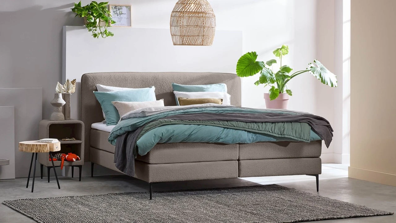 Boxspring Quartz Vlak Met Gestoffeerd Matras 1 Boxspring Quartz Vlak Met Gestoffeerd Matras