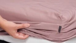 Hoeslaken Essenza Premium Percale 4 Hoeslaken Essenza Premium Percale -Karlsson Winkel Hoeslaken Premium Percale roze 1