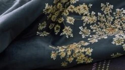 ESSENZA Sprei Lauren 5 ESSENZA Sprei Lauren -Karlsson Winkel Sprei Lauren blauw 2