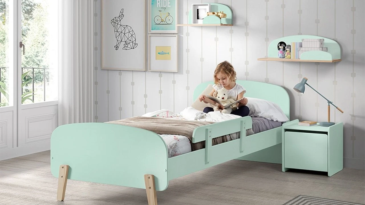 Bed Kiddy Inclusief Nachtkast En Uitvalbeveiliging 1 Bed Kiddy Inclusief Nachtkast En Uitvalbeveiliging