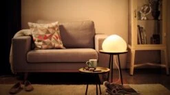 Verlichting Philips Hue Wellner Tafellamp White Ambiance Wit -Karlsson Winkel Verlichting Philips Hue Wellner tafellamp White Ambiance Wit 2