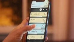 Verlichting Philips Hue Wellner Tafellamp White Ambiance Wit -Karlsson Winkel Verlichting Philips Hue Wellner tafellamp White Ambiance Wit 7